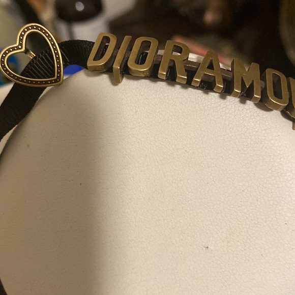 Christian Dior Authentic (Dior A Mour) ribbon brass tone adjustable choker - Picture 7 of 9